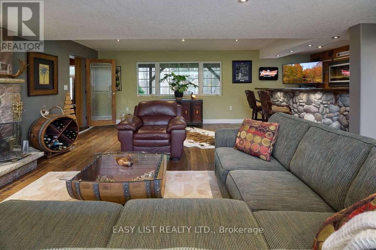 1078 Berletts Road, Wilmot, ON - Indoor Photo Showing Living Room With Fireplace