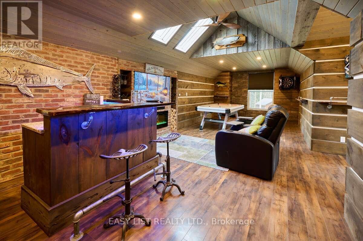 1078 Berletts Road, Wilmot, ON - Indoor Photo Showing Other Room