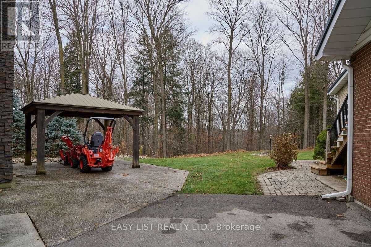 1078 Berletts Road, Wilmot, ON - Outdoor