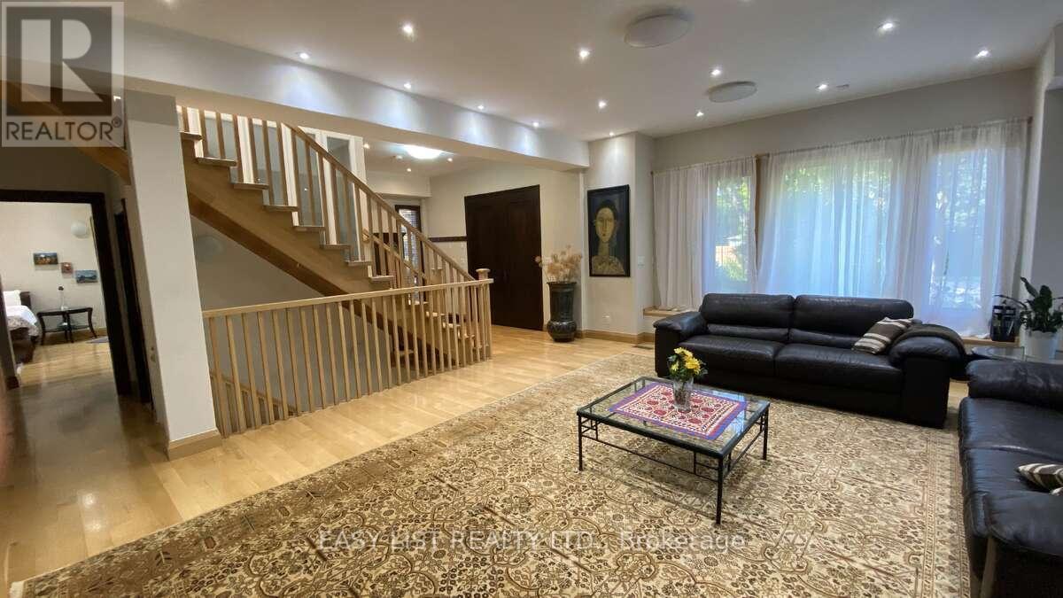 98 Burbank Drive, Toronto, ON - Indoor