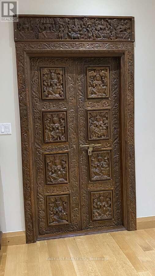 98 Burbank Drive, Toronto, ON - Indoor Photo Showing Other Room