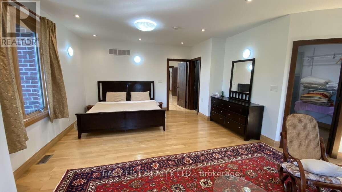 98 Burbank Drive, Toronto, ON - Indoor