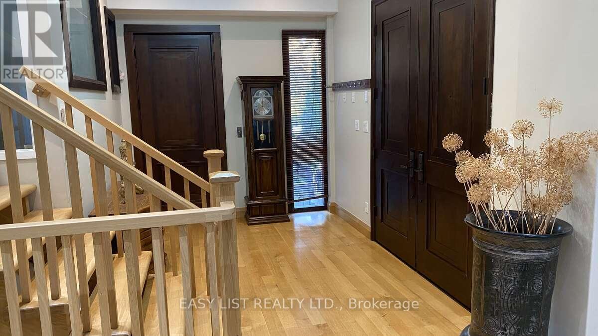 98 Burbank Drive, Toronto, ON - Indoor Photo Showing Other Room