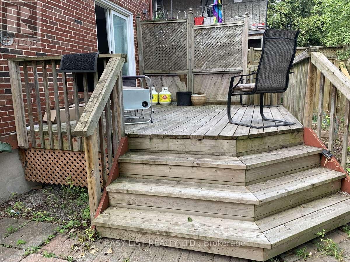 271 Mcarthur Avenue, Ottawa, ON