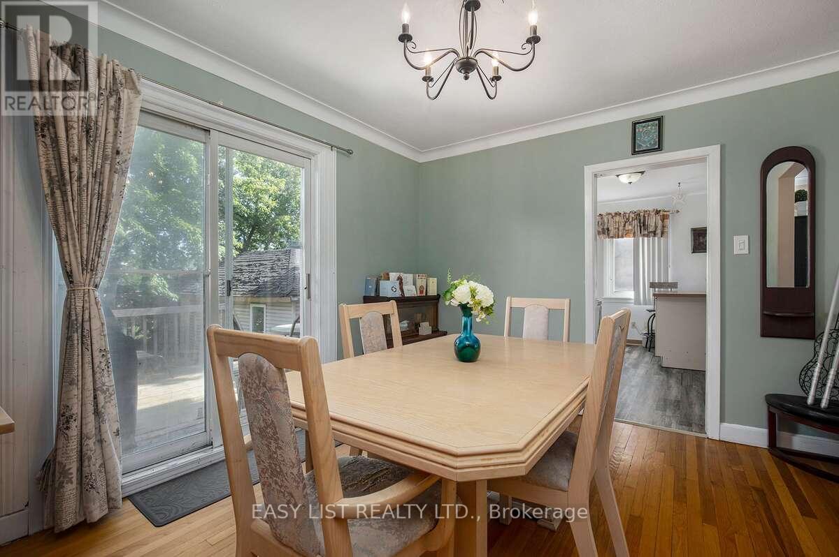 271 Mcarthur Avenue, Ottawa, ON