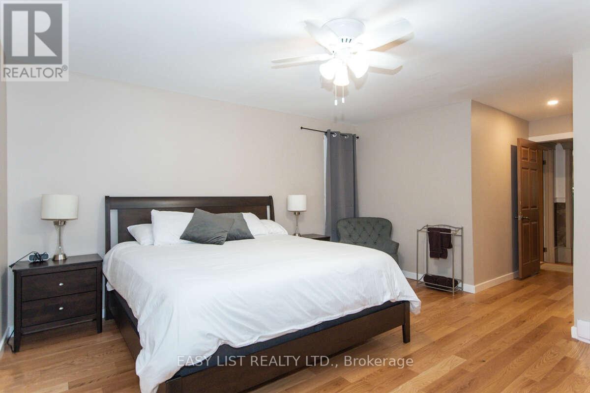 1826 Canaan Road, Ottawa, ON - Indoor Photo Showing Bedroom