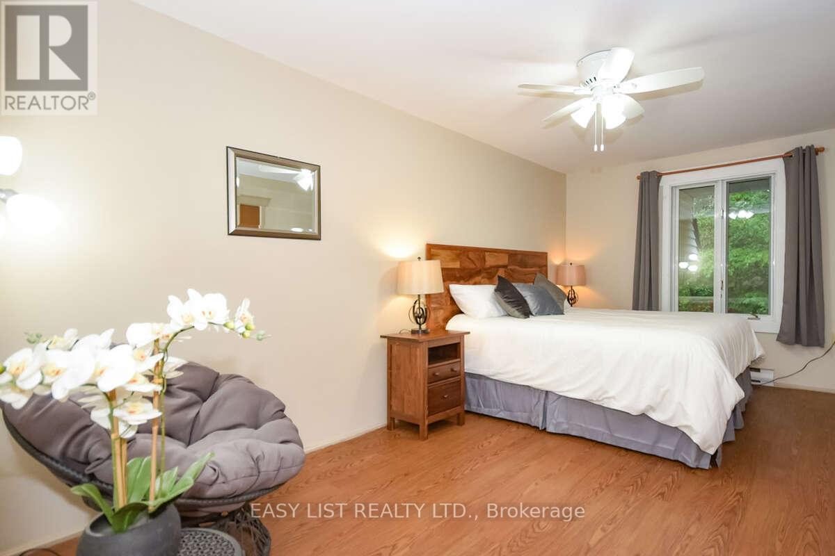 1826 Canaan Road, Ottawa, ON - Indoor Photo Showing Bedroom