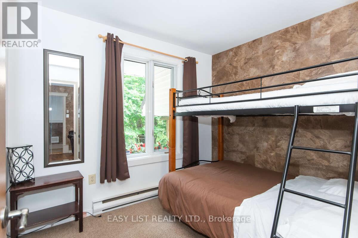 1826 Canaan Road, Ottawa, ON - Indoor