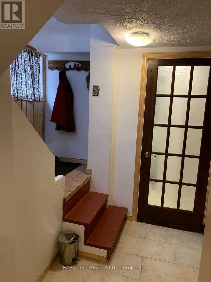 271 Mcarthur Avenue, Ottawa, ON - Indoor Photo Showing Other Room