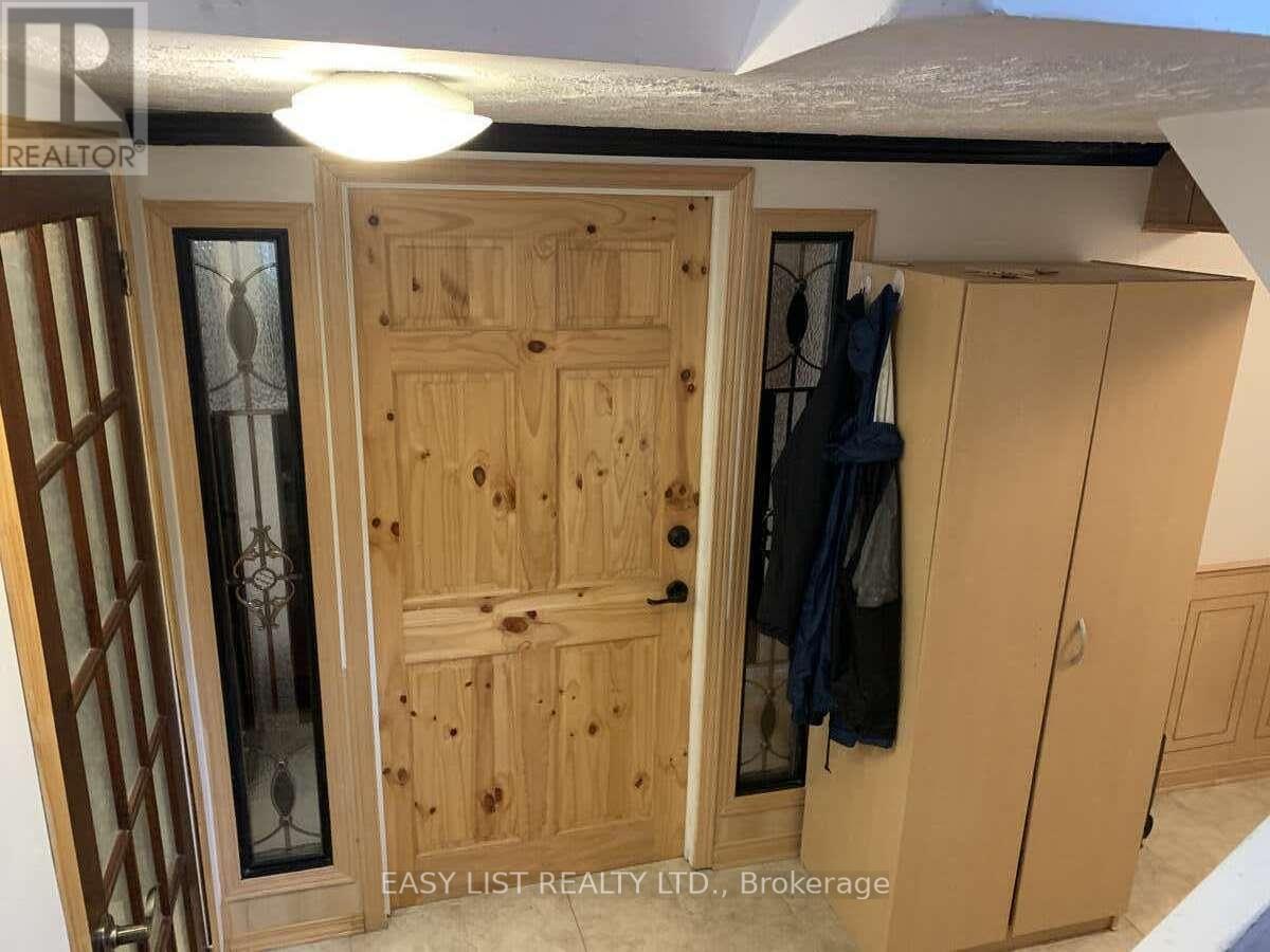 271 Mcarthur Avenue, Ottawa, ON - Indoor Photo Showing Other Room