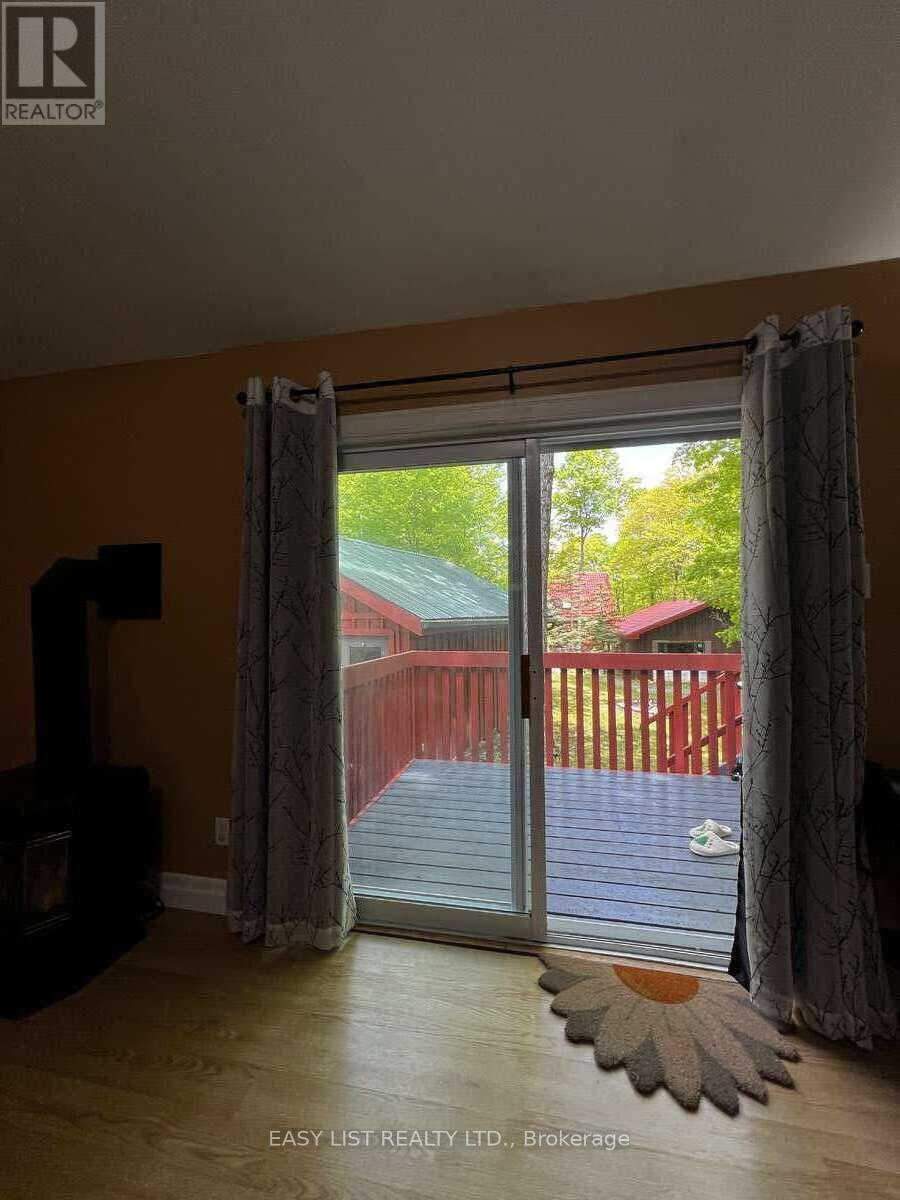 2135 Champlain Road, Tiny, ON - Indoor