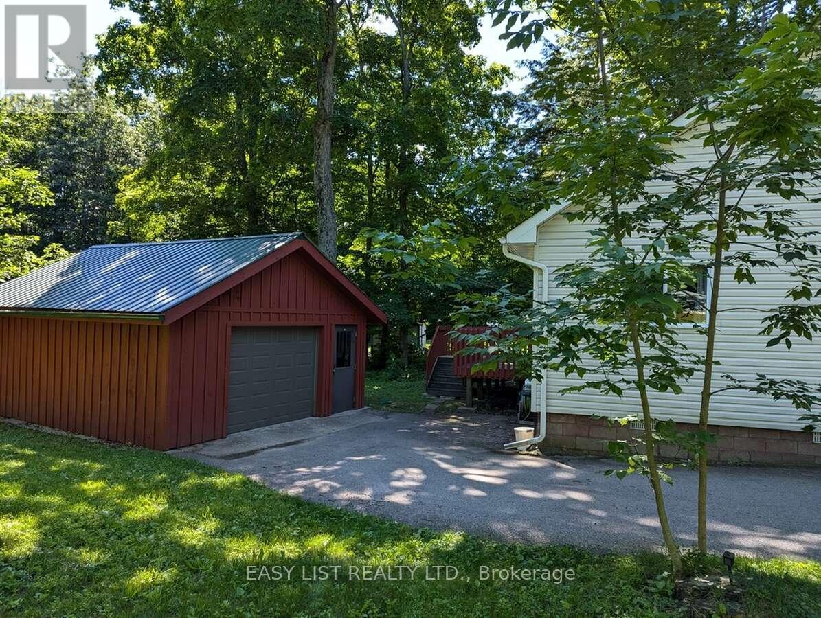 2135 Champlain Road, Tiny, ON - Outdoor