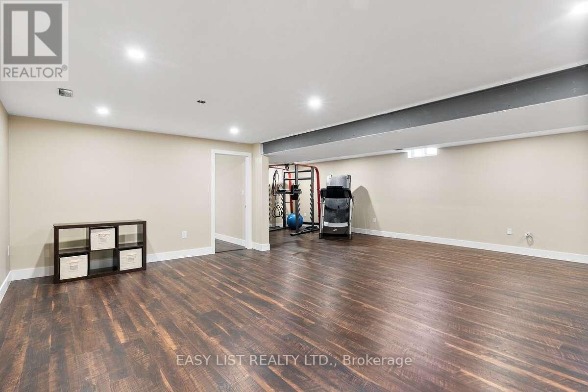 1160 Alliance Street, Lasalle, ON - Indoor