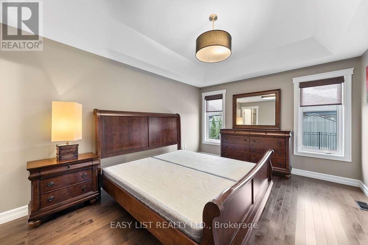 1160 Alliance Street, Lasalle, ON - Indoor Photo Showing Bedroom