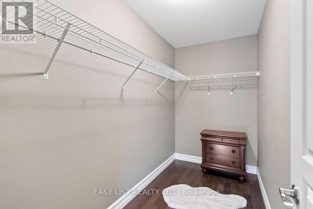 1160 Alliance Street, Lasalle, ON - Indoor With Storage