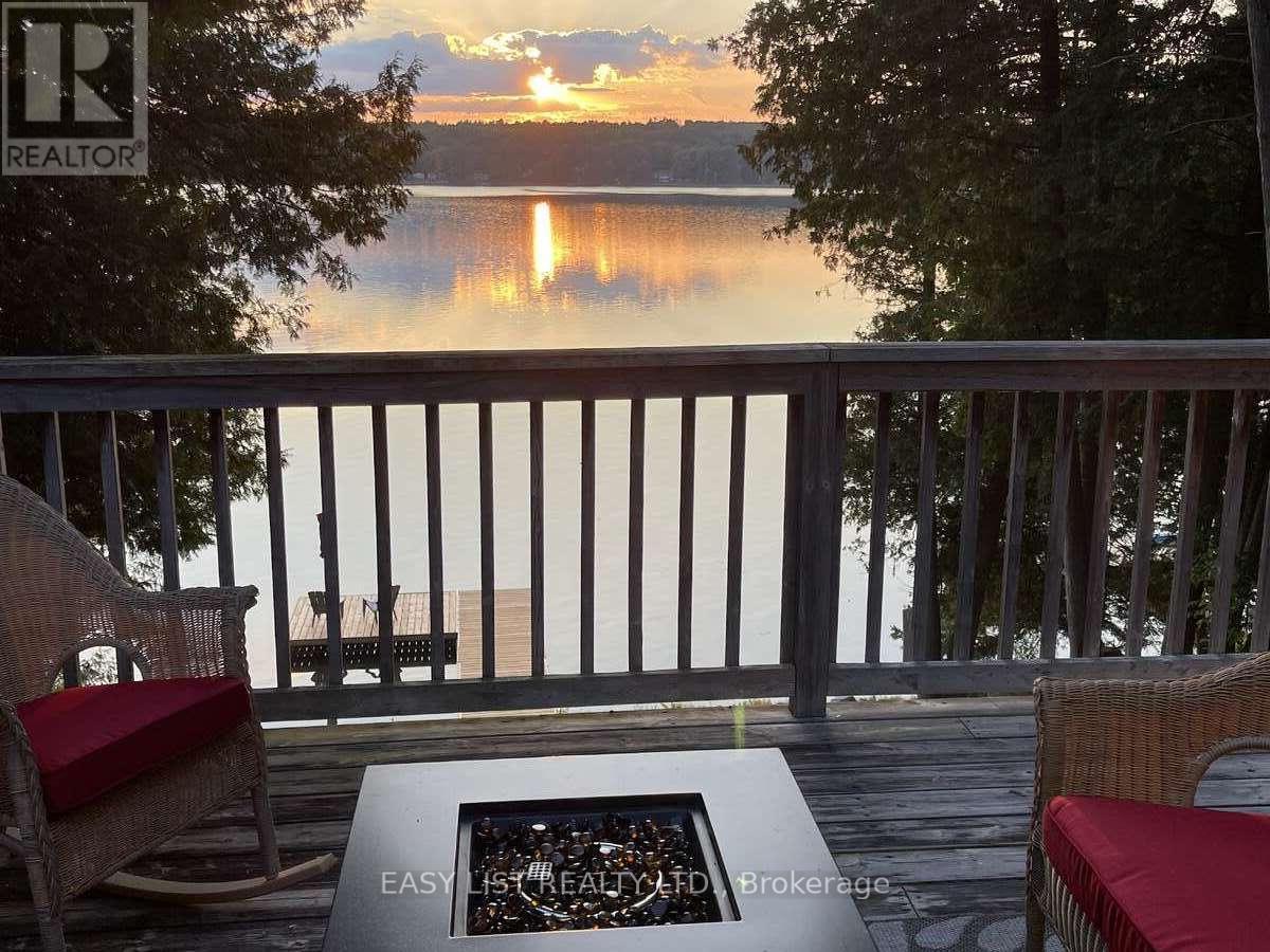 1990 White Lake Road, Douro-Dummer, ON - Outdoor