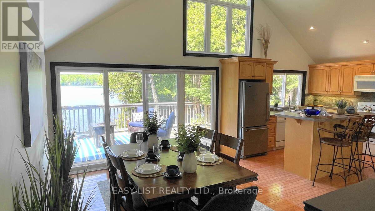1990 White Lake Road, Douro-Dummer, ON - Indoor Photo Showing Dining Room