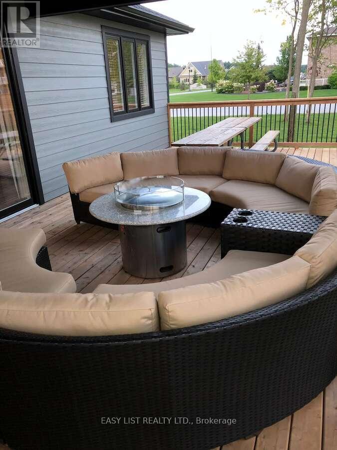 2 Creek Side Place, Lambton Shores, ON - Outdoor With Deck Patio Veranda With Exterior