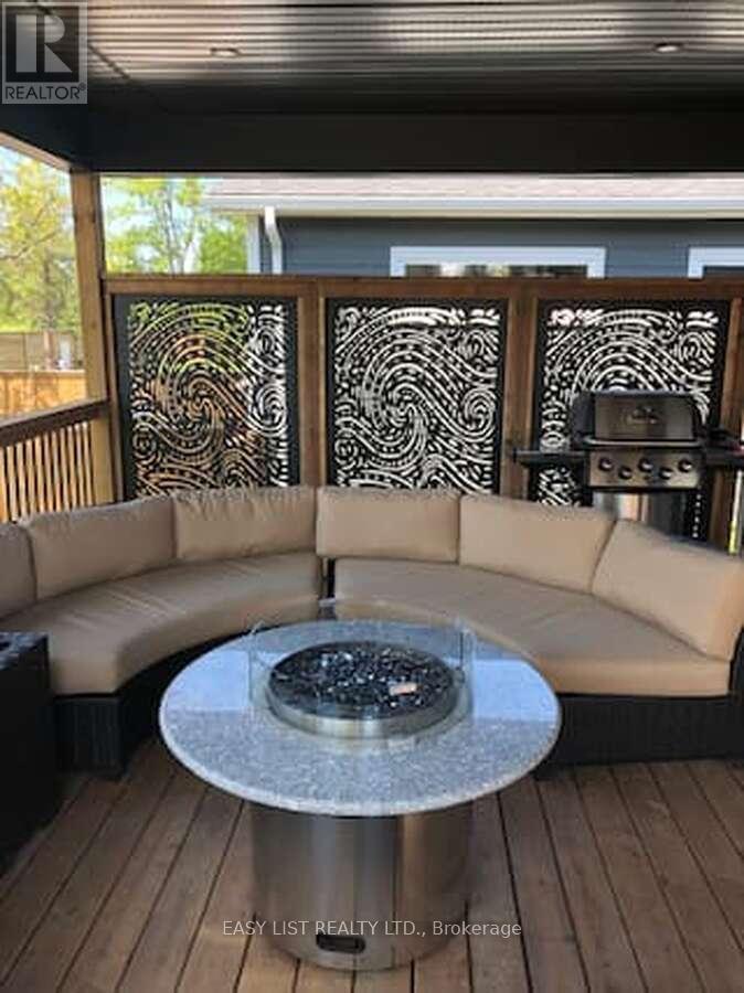 2 Creek Side Place, Lambton Shores, ON - Outdoor With Deck Patio Veranda