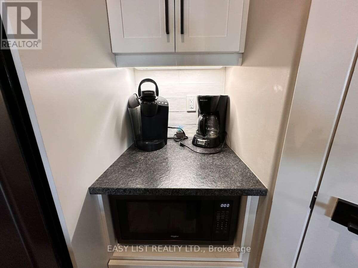 2 Creek Side Place, Lambton Shores, ON - Indoor