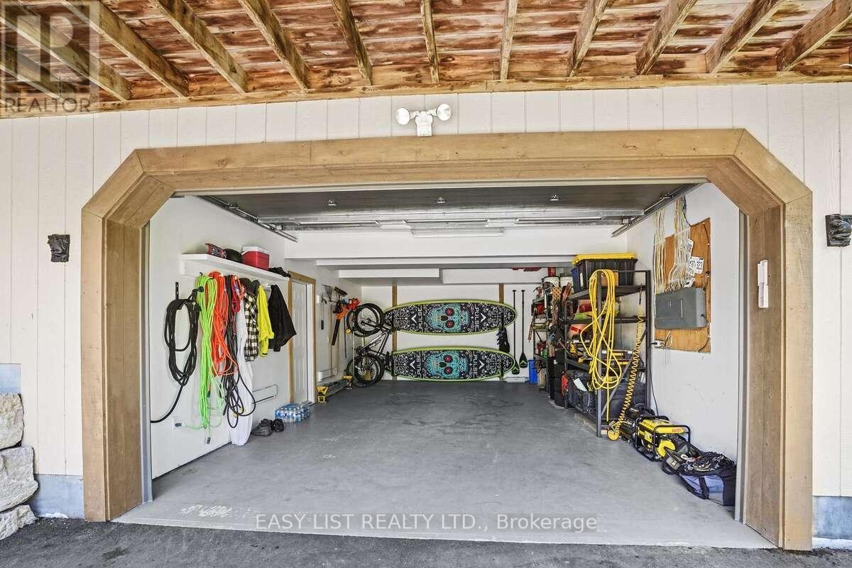 44 Trent River Road S, Kawartha Lakes, ON - Indoor Photo Showing Garage