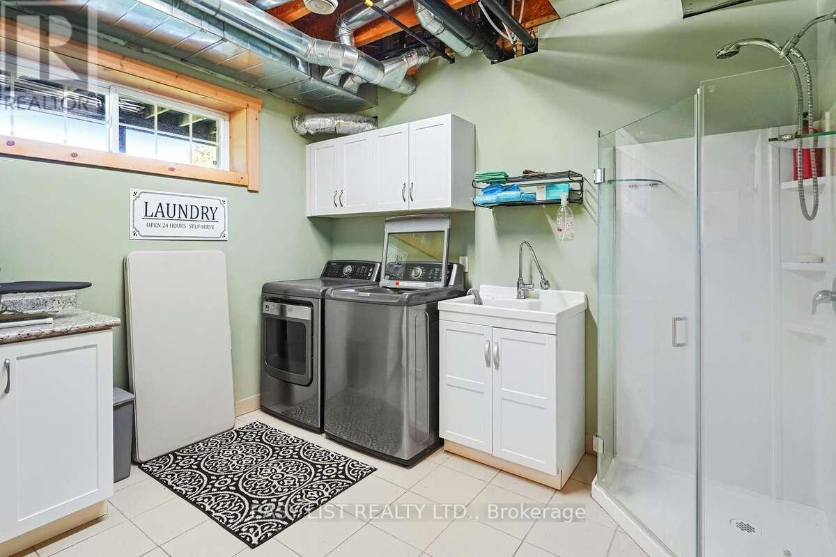 44 Trent River Road S, Kawartha Lakes, ON - Indoor Photo Showing Laundry Room