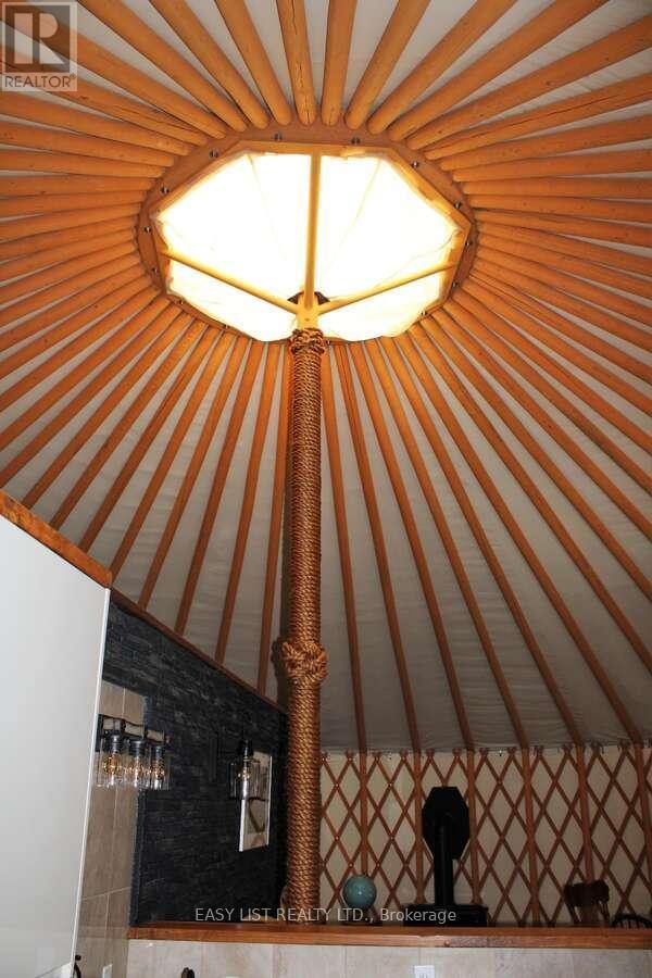 951 Hwy 641, Kenora, ON - Indoor Photo Showing Other Room