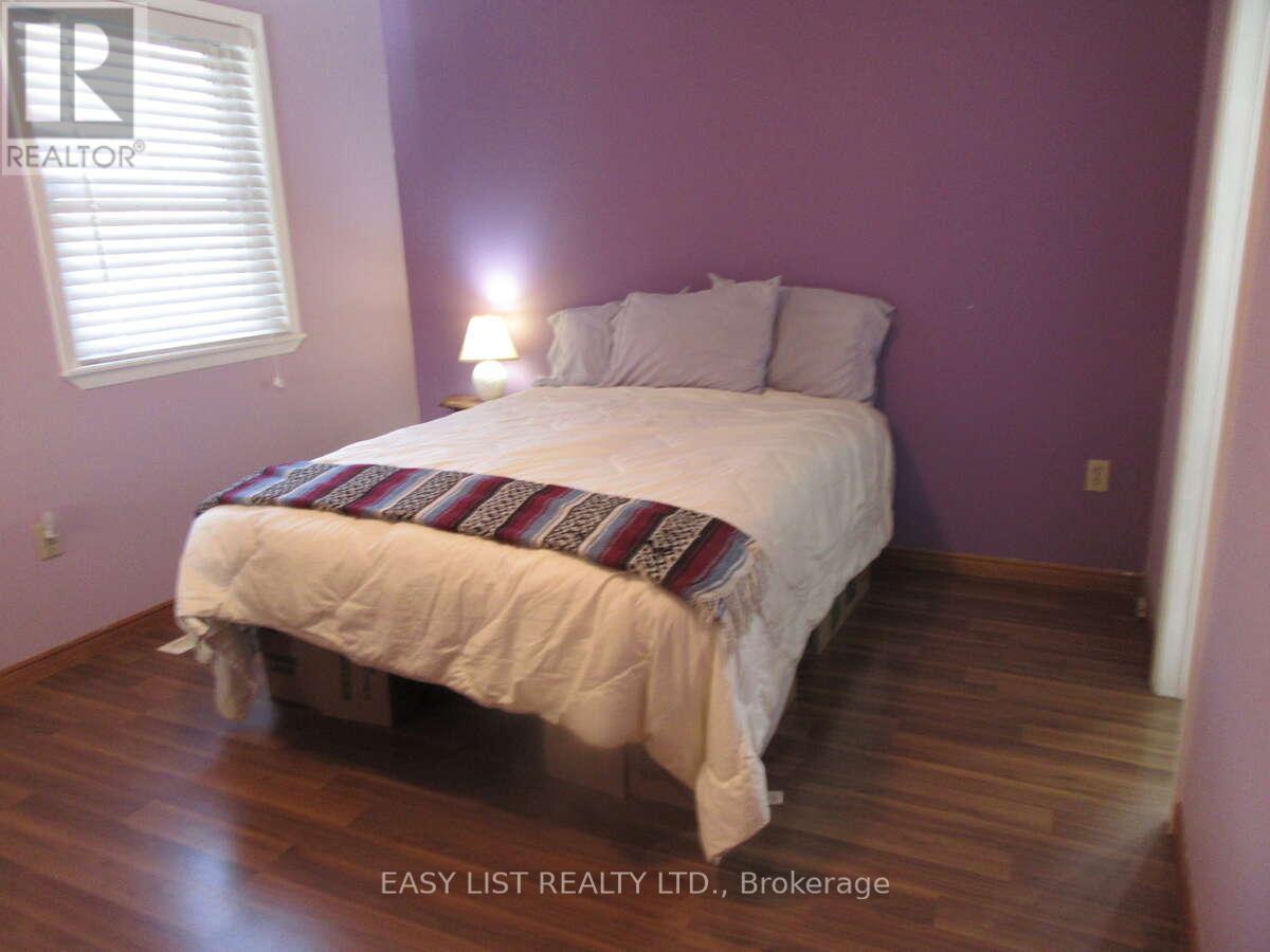 16 Fire Route 122, Trent Lakes, ON - Indoor Photo Showing Bedroom
