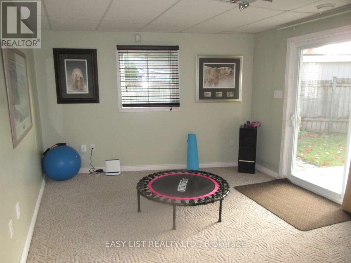 16 Fire Route 122, Trent Lakes, ON - Indoor Photo Showing Other Room