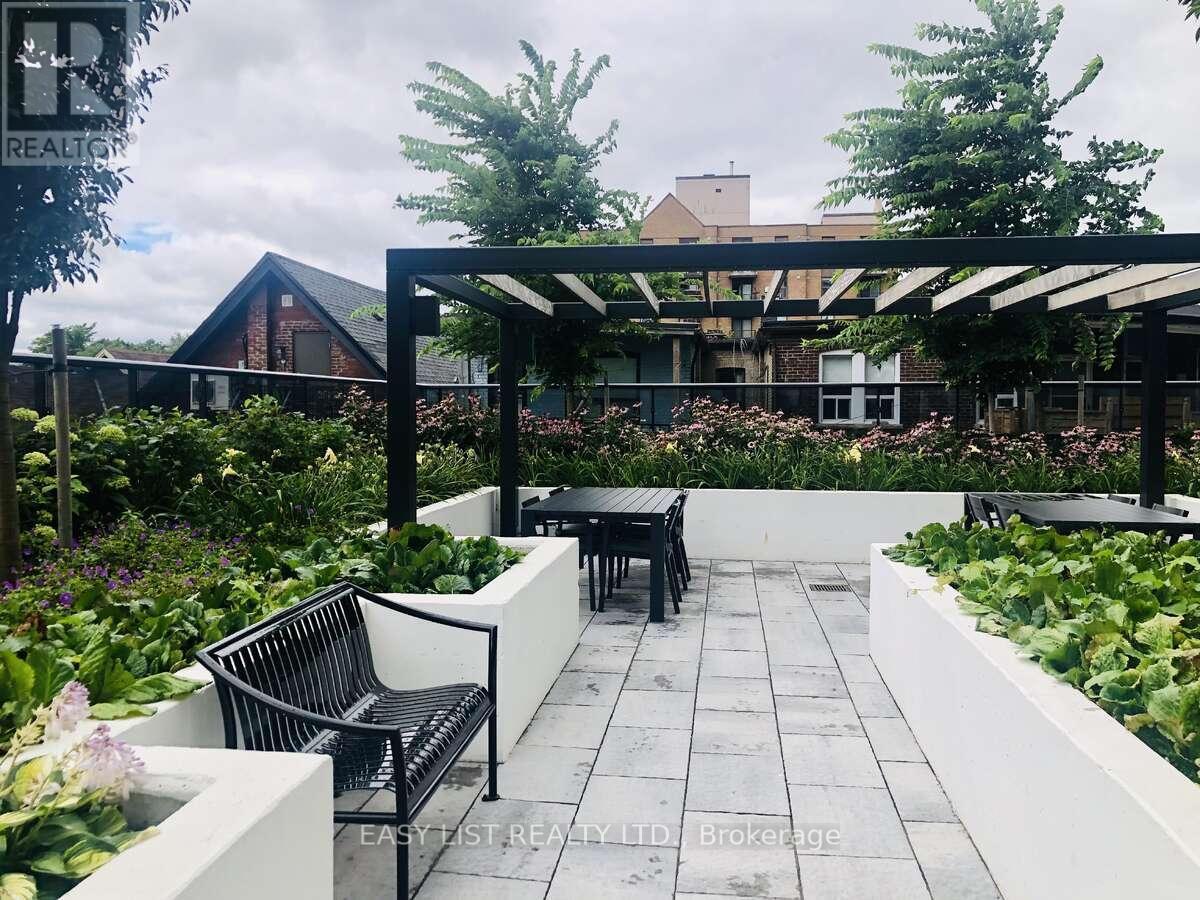 2708 - 286 Main Street, Toronto, ON - Outdoor