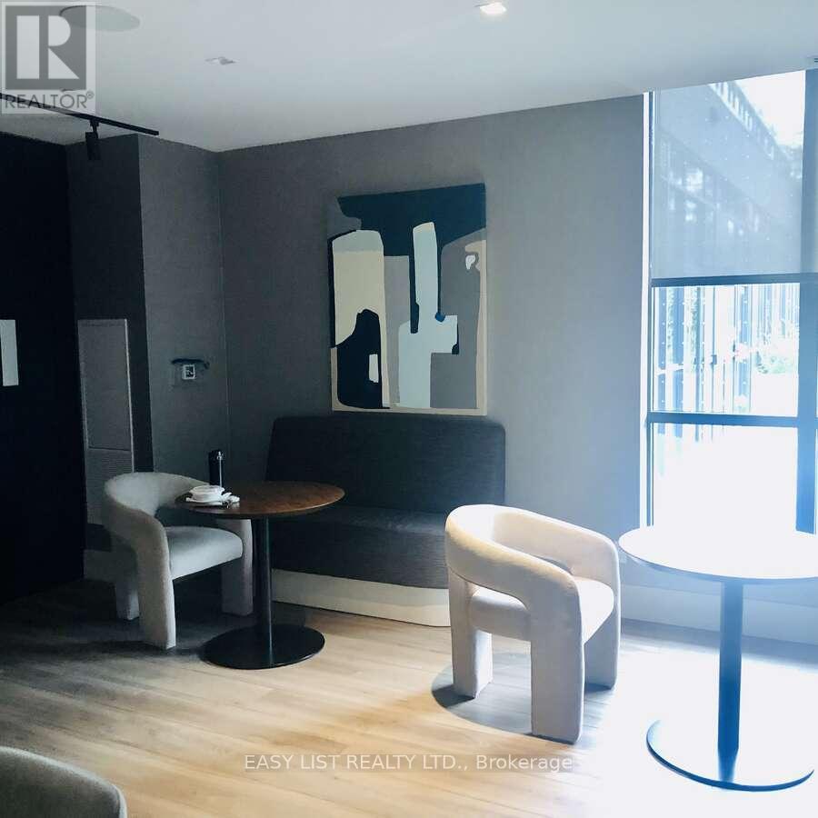 2708 - 286 Main Street, Toronto, ON - Indoor Photo Showing Other Room