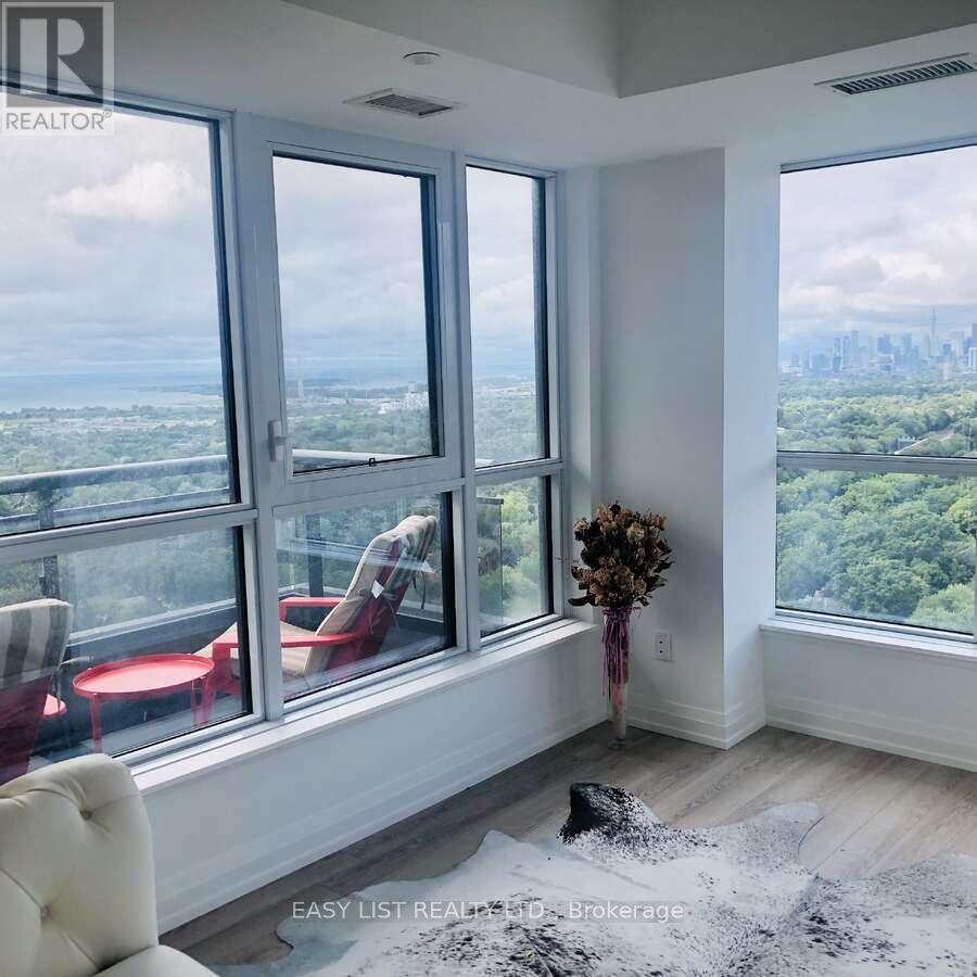 2708 - 286 Main Street, Toronto, ON - Indoor Photo Showing Other Room