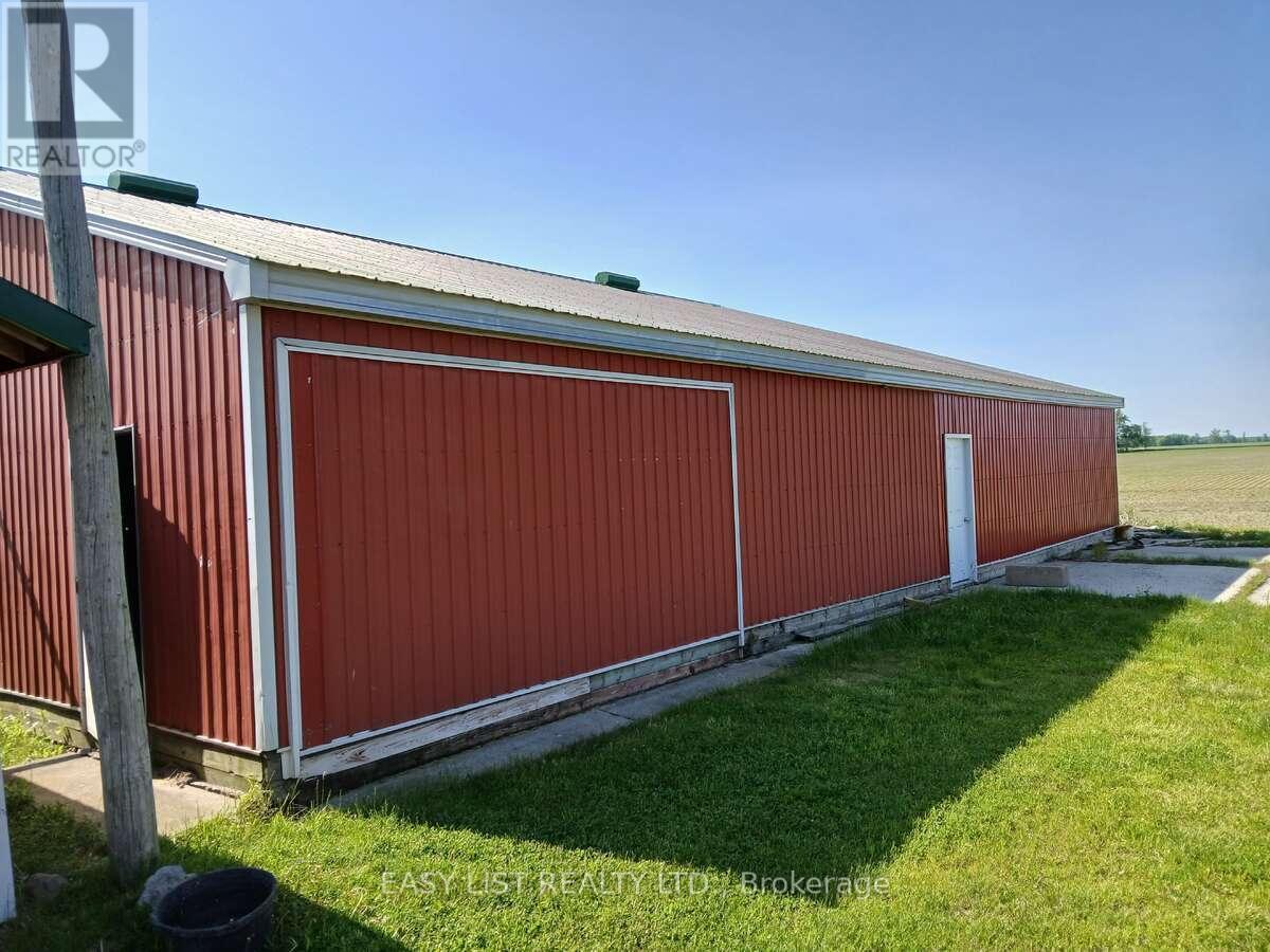 4792 Langbank Line, Dawn-Euphemia, ON
