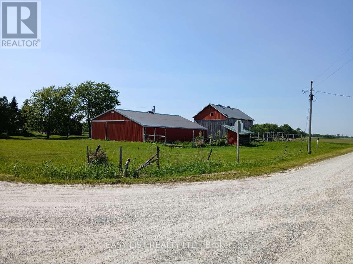 4792 Langbank Line, Dawn-Euphemia, ON