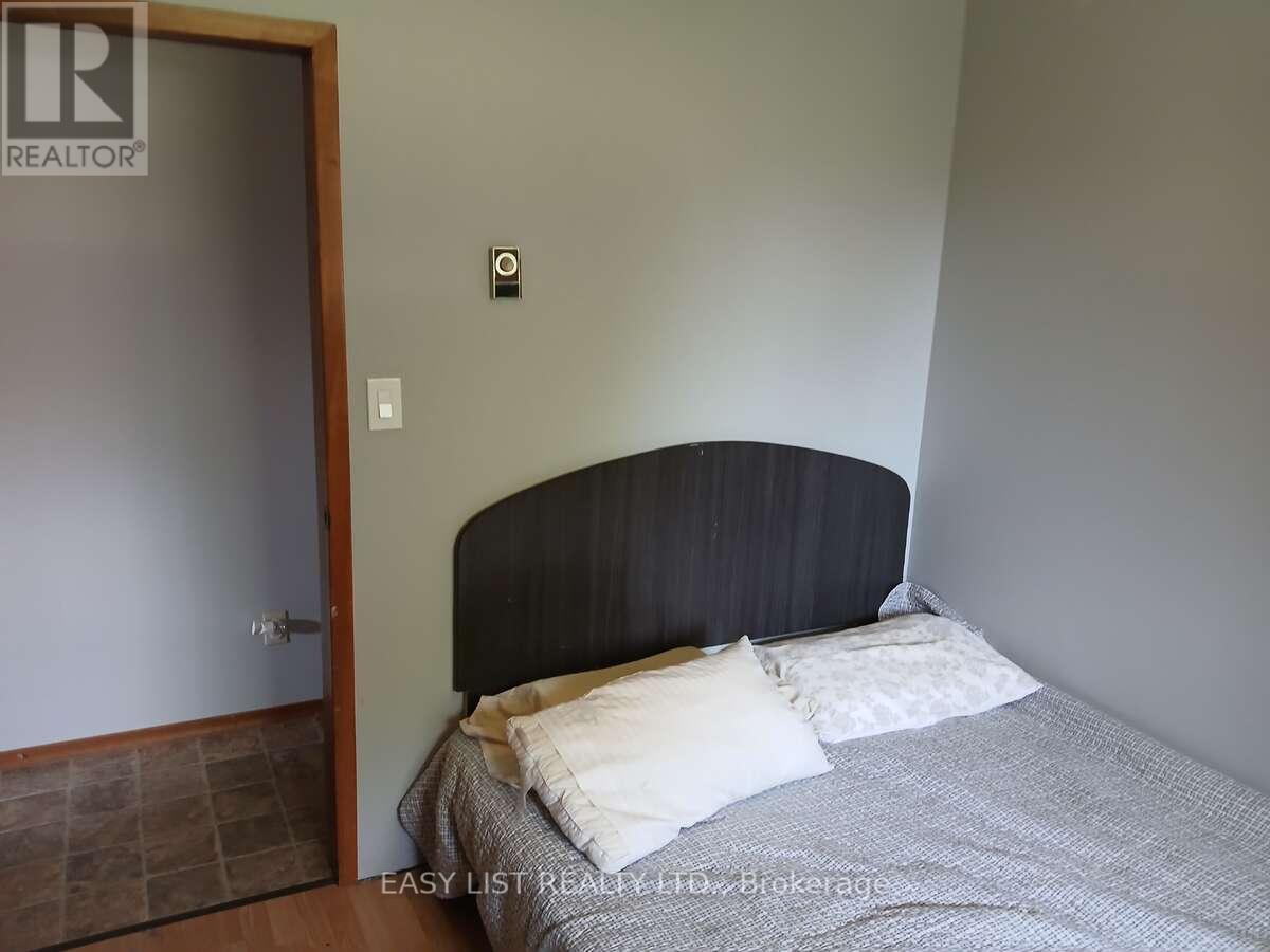 4792 Langbank Line, Dawn-Euphemia, ON