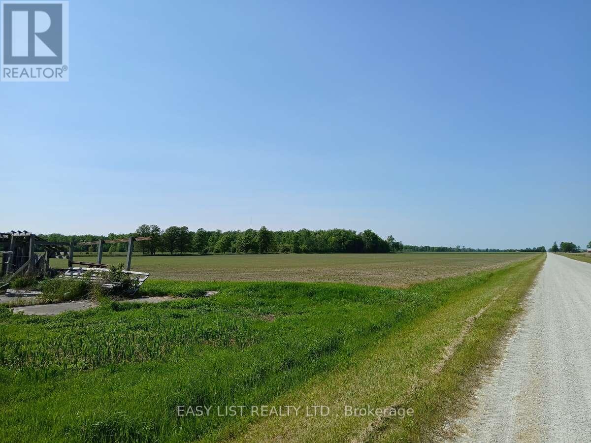 4792 Langbank Line, Dawn-Euphemia, ON