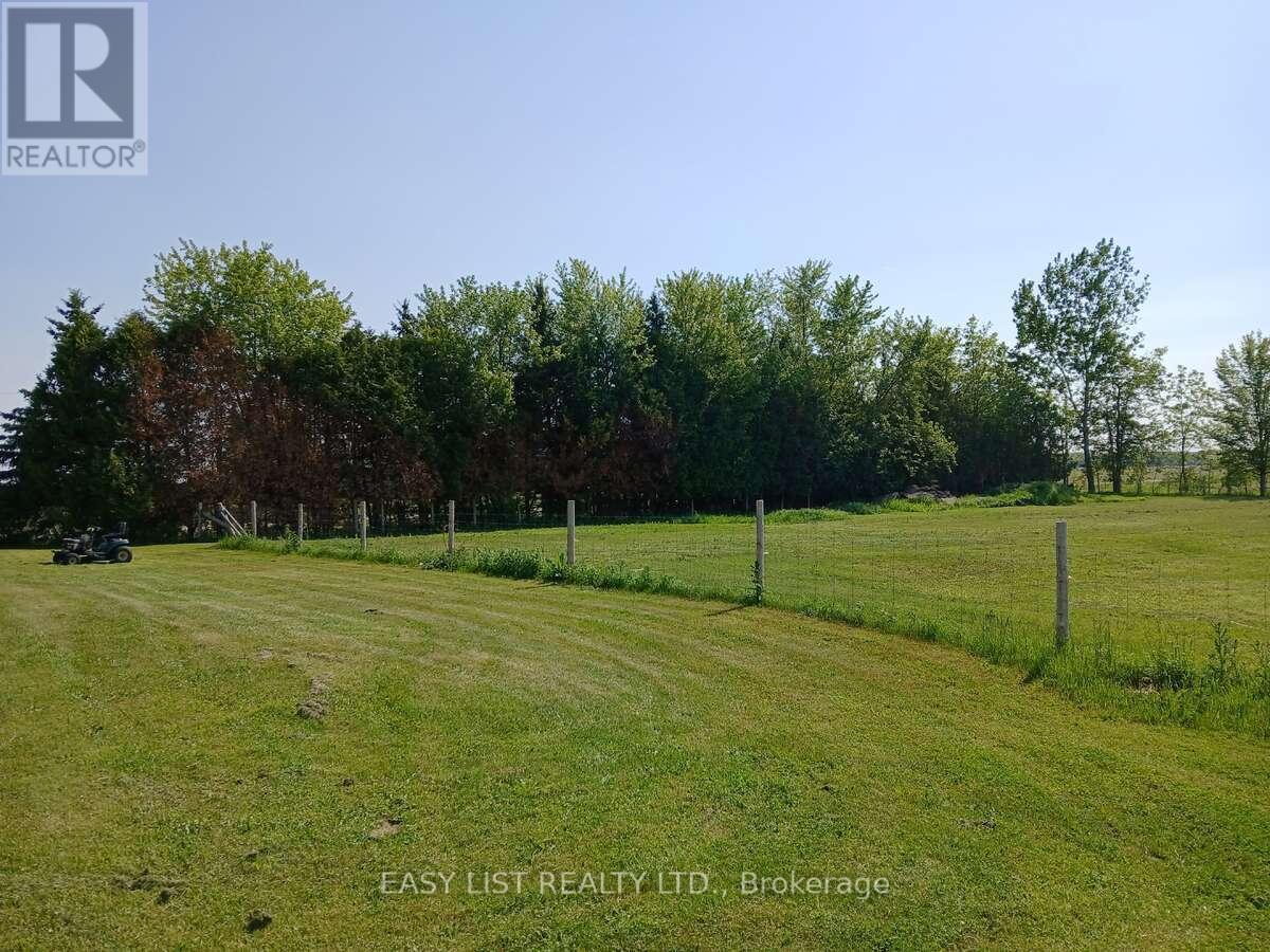 4792 Langbank Line, Dawn-Euphemia, ON