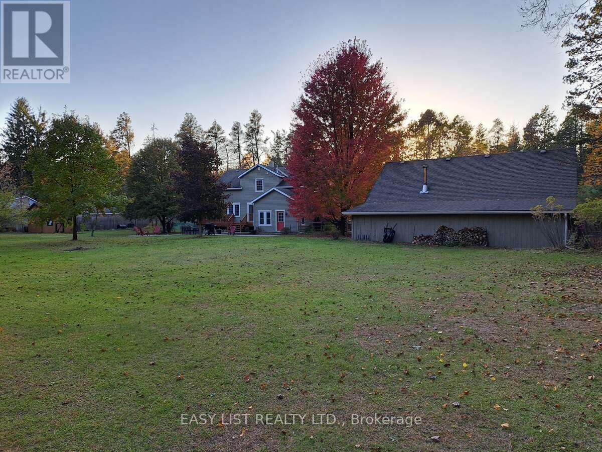 18 Mill Street, Essa, ON - Outdoor