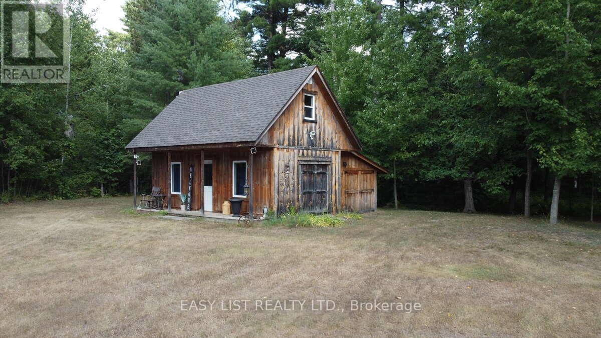 18 Mill Street, Essa, ON - Outdoor