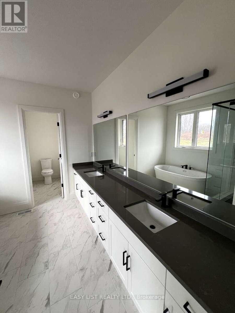 61 George Street, Blandford-Blenheim, ON - Indoor Photo Showing Kitchen