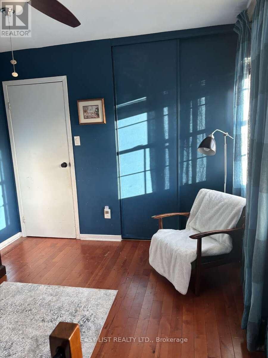 6942 Barrisdale Drive, Mississauga, ON - Indoor Photo Showing Other Room