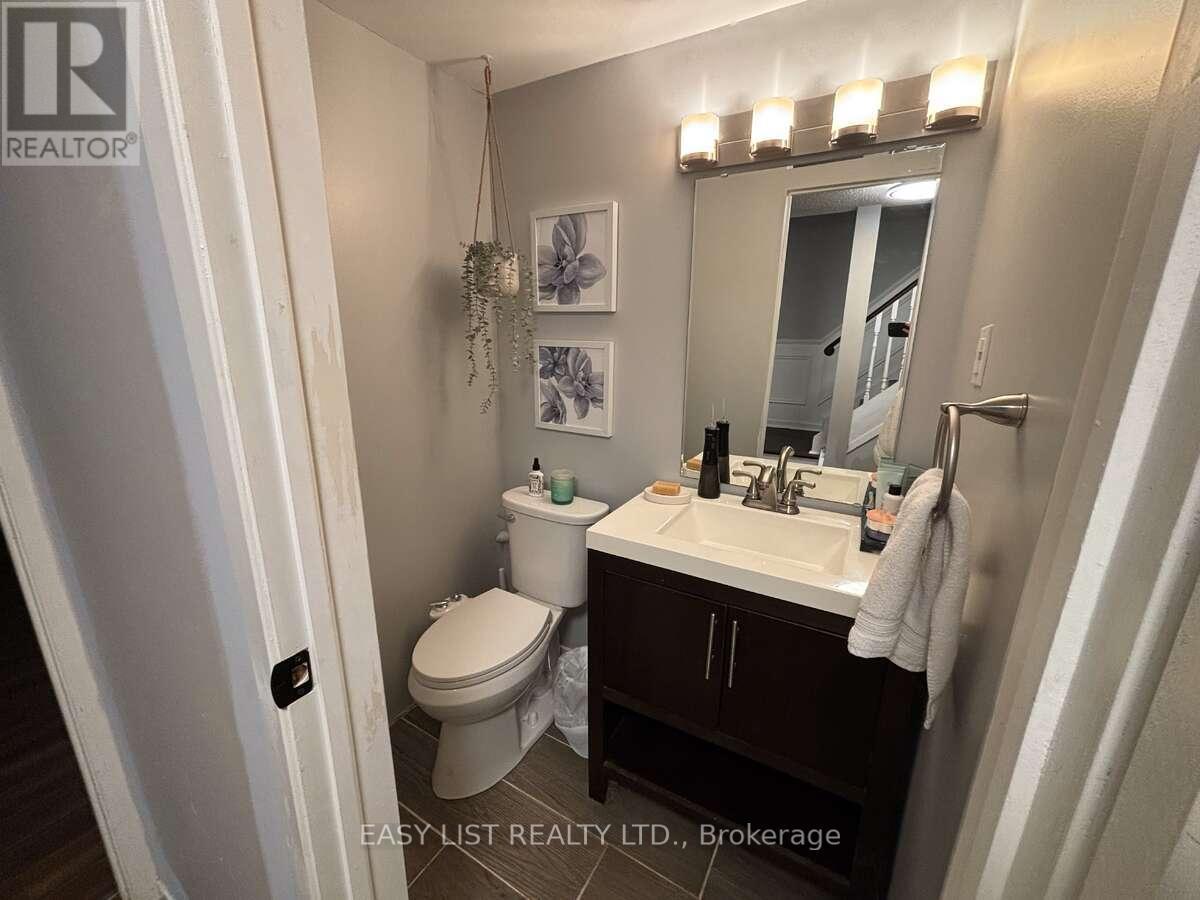 6942 Barrisdale Drive, Mississauga, ON - Indoor Photo Showing Bathroom