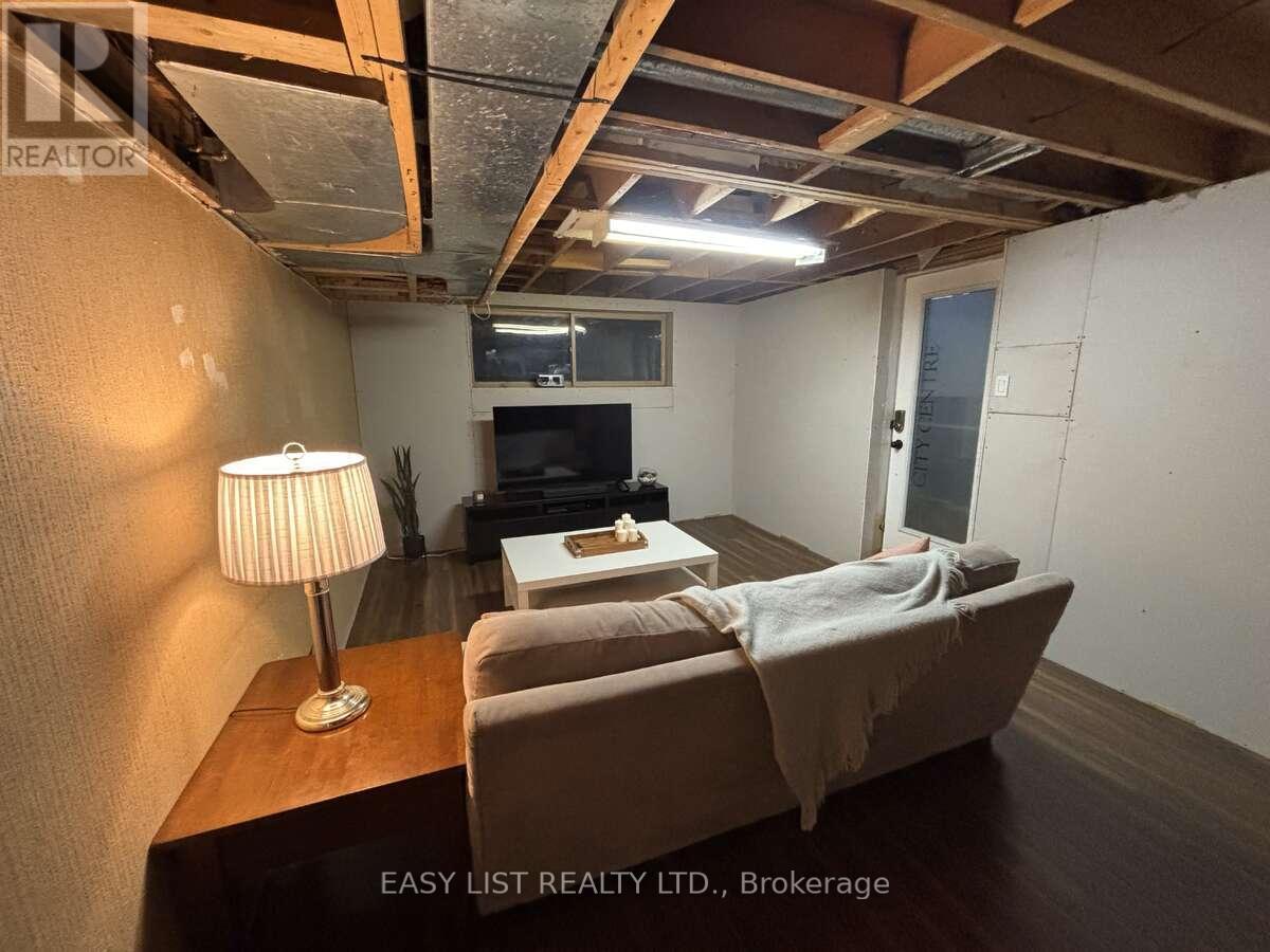6942 Barrisdale Drive, Mississauga, ON - Indoor Photo Showing Basement