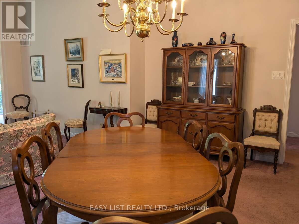 57 Goldfinch Drive, Ottawa, ON - Indoor Photo Showing Dining Room