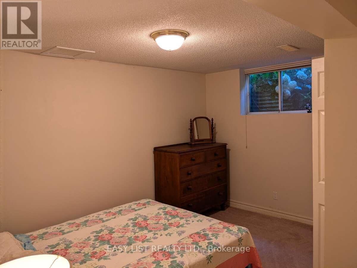 57 Goldfinch Drive, Ottawa, ON - Indoor Photo Showing Bedroom