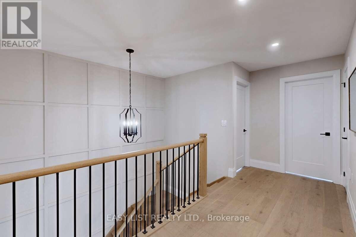 542 Clayton Avenue, Peterborough, ON - Indoor Photo Showing Other Room