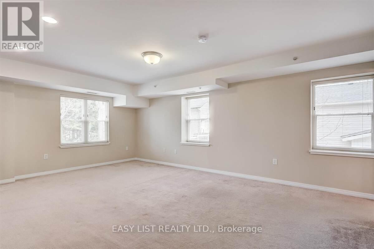 311 - 8 Huron Street, Kawartha Lakes, ON - Indoor Photo Showing Other Room