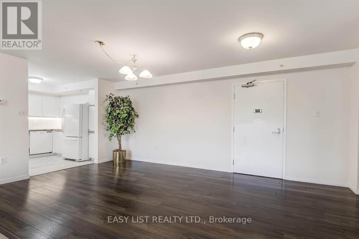 311 - 8 Huron Street, Kawartha Lakes, ON - Indoor Photo Showing Other Room