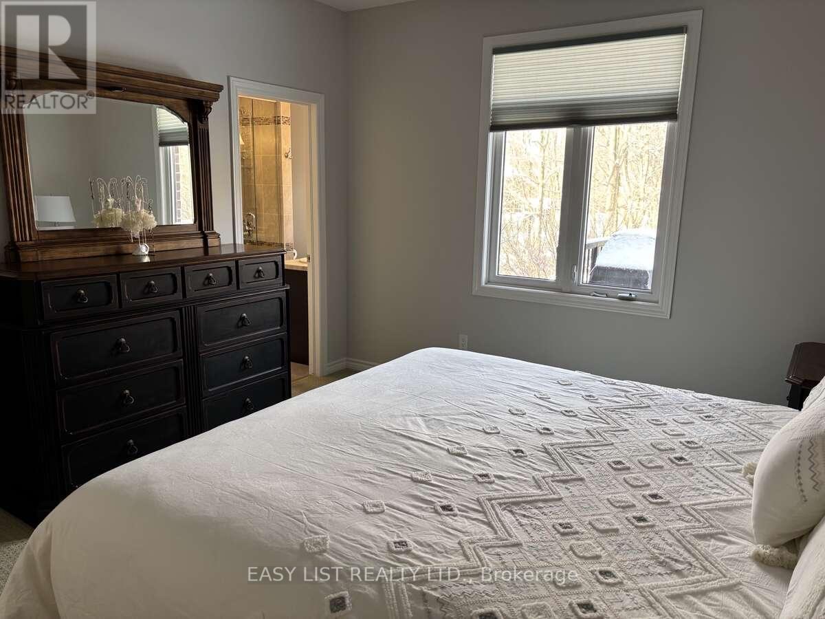 20 Ensley Place, Central Elgin, ON - Indoor Photo Showing Bedroom
