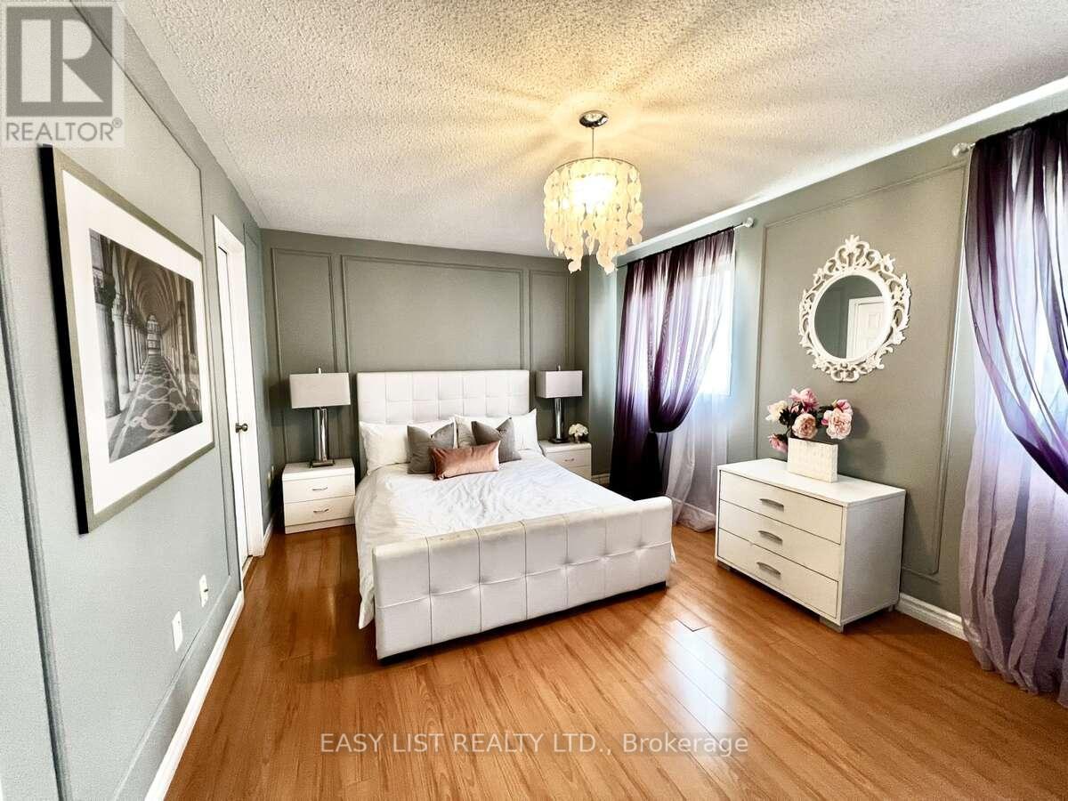 74 - 95 Weldrick Road E, Richmond Hill, ON - Indoor Photo Showing Bedroom